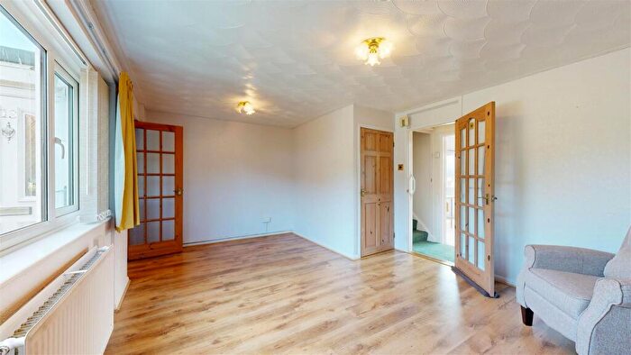2 Bedroom End Of Terrace House For Sale In Shortlands, Portland, DT5
