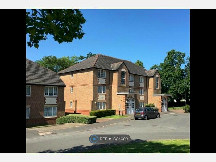 1 Bedroom Flat To Rent In Cunard Crescent, Tg, N21