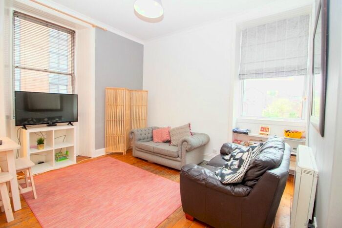 2 Bedroom Flat To Rent In Elbe Street, Leith, Edinburgh, EH6