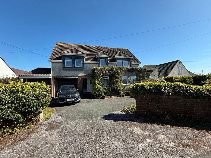 4 Bedroom Detached House For Sale In Renney Road, Heybrook Bay, Plymouth, PL9