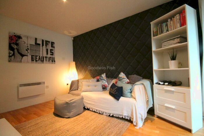 1 Bedroom Apartment To Rent In Moho, Ellesmere Street, Manchester, M15