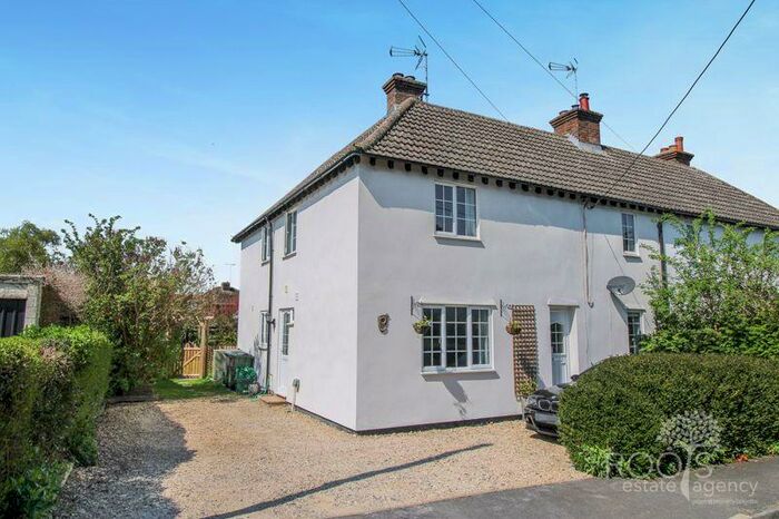 3 Bedroom Semi-Detached House For Sale In Westfields, Compton Village, RG20