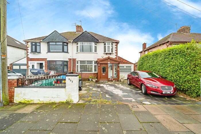 3 Bedroom Semi-Detached House For Sale In Leasowe Road, Wirral, CH46