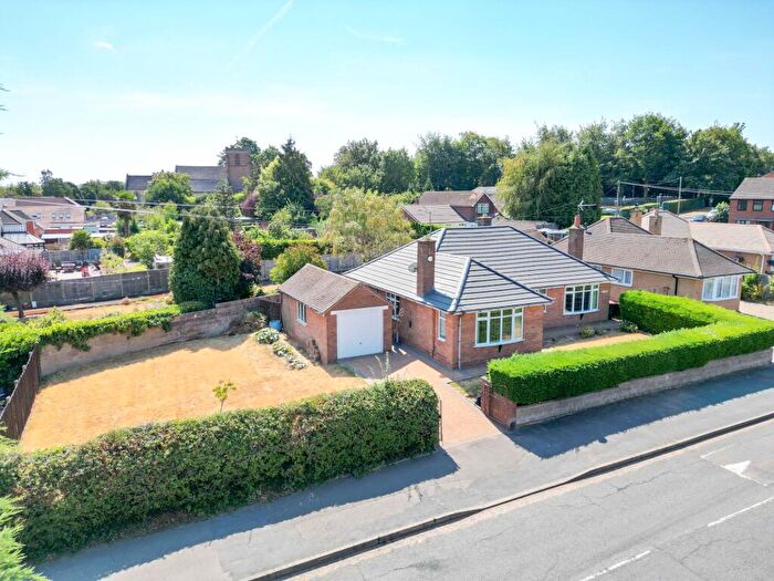 3 Bedroom Detached Bungalow For Sale In Manor Road, Atherstone, CV9