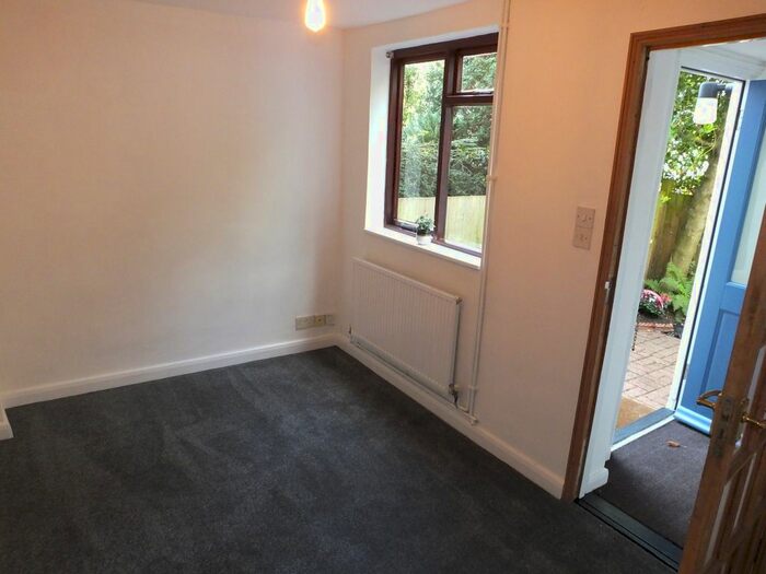 2 Bedroom End Of Terrace House To Rent In Valence Cottages, Lewes, BN7