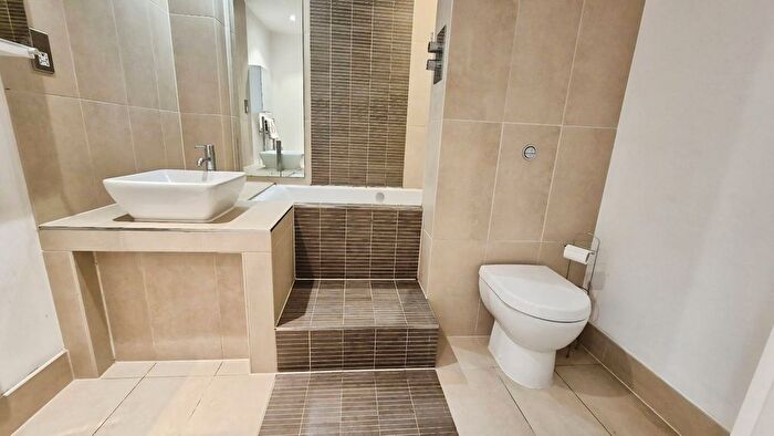 1 Bedroom Flat To Rent In Jefferson Place, Fernie Street, Green Quarter, Manchester, M4