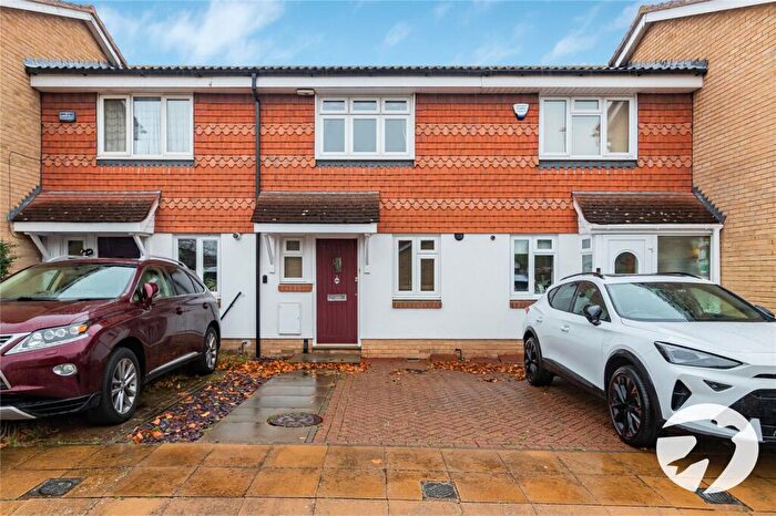 2 Bedroom Terraced House For Sale In Midwinter Close, South Welling, Kent, DA16