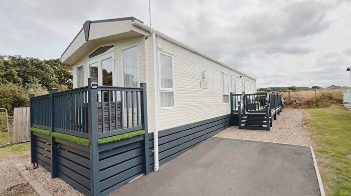 2 Bedroom Mobile/park Home For Sale In Felton, Morpeth, NE65