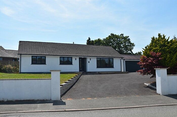 3 Bedroom Detached Bungalow For Sale In Arwel, Waungilwen, SA44