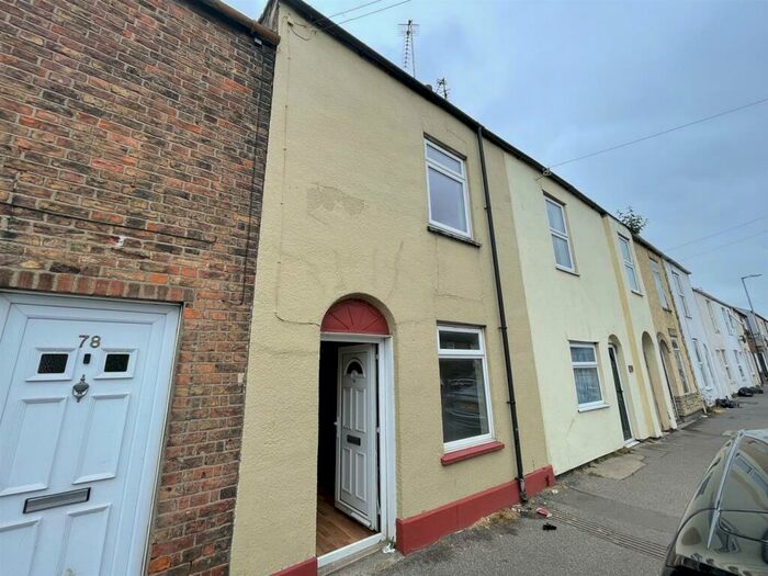 2 Bedroom Terraced House To Rent In Winsover Road, Spalding, PE11