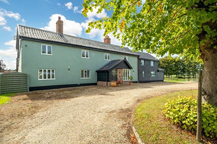 5 Bedroom Detached House For Sale In Palgrave, Diss, IP22