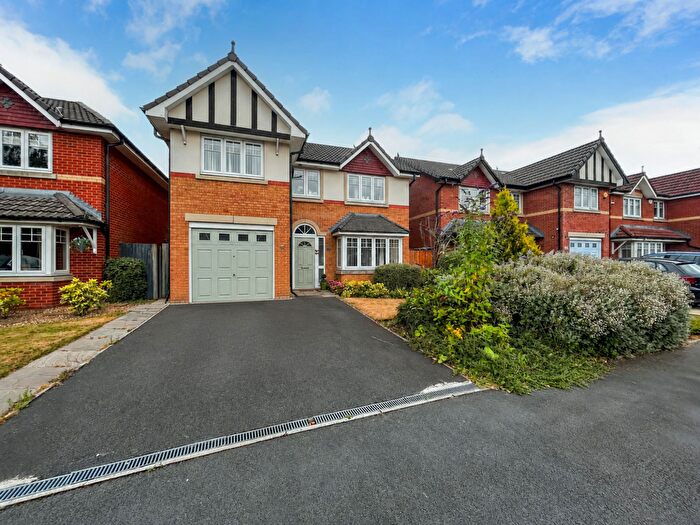 4 Bedroom Detached House For Sale In Napier Drive, Horwich, BL6
