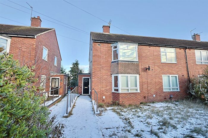 2 Bedroom Flat For Sale In Jubilee Road, Gosforth, Newcastle Upon Tyne, NE3