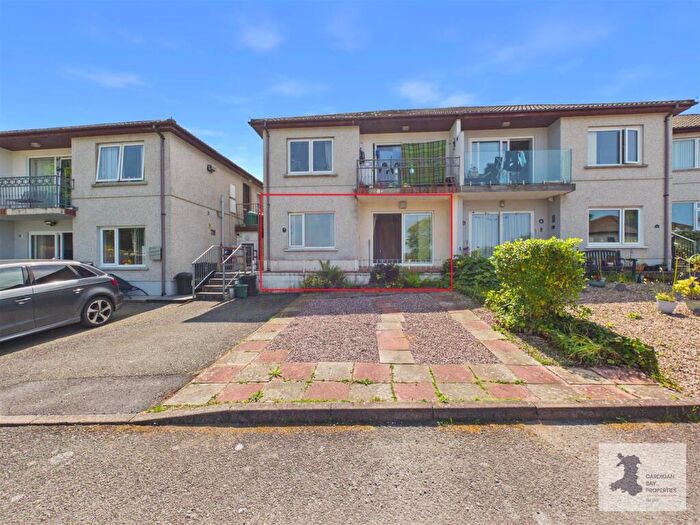 2 Bedroom Flat For Sale In St. Dogmaels Road, Cardigan, SA43