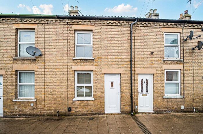 3 Bedroom Terraced House For Sale In Castle Street, Thetford, IP24