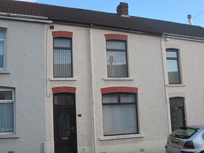 3 Bedroom Terraced House To Rent In Brecon Road, Ystradgynlais, Swansea., SA9