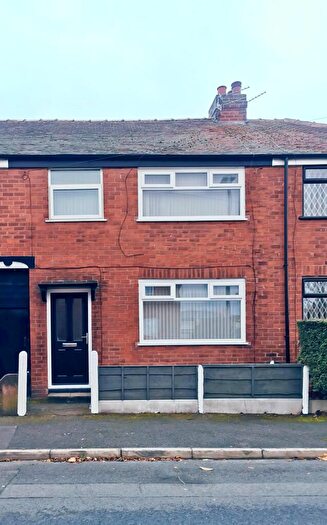 2 Bedroom Terraced House To Rent In Kershaw Street, Droylsden, M43