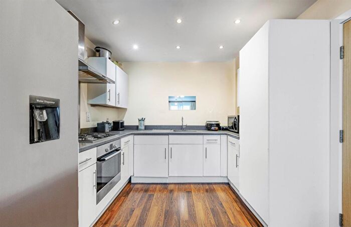 2 Bedroom Flat For Sale In Harborough House, Taywood Road, Northolt, UB5