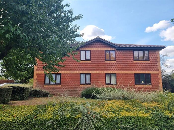 1 Bedroom Flat For Sale In Churchill Close, Dartford, DA1