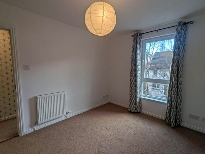 4 Bedroom Town House To Rent In Milnbank Gardens, Dundee, DD1