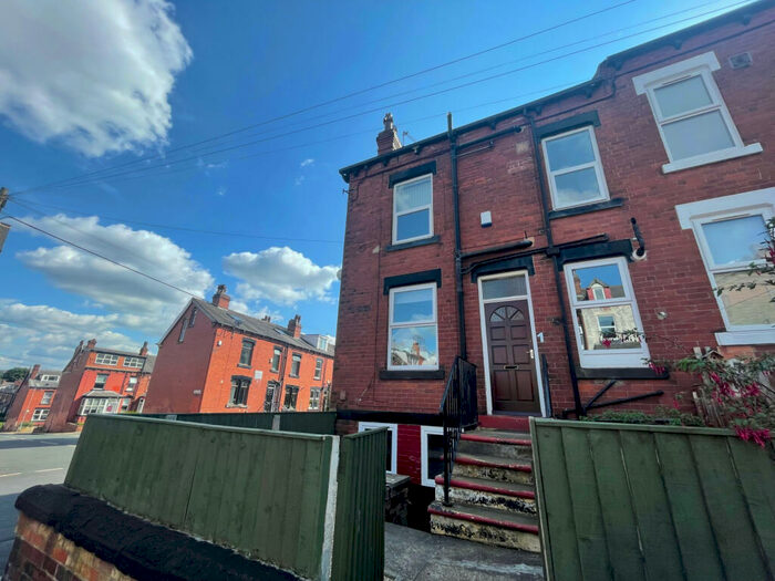 4 Bedroom End Of Terrace House To Rent In Lumley Terrace, Leeds, West Yorkshire, LS4