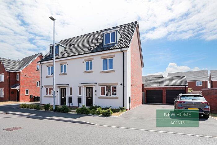 4 Bedroom Semi-Detached House For Sale In Magenta Way, Stoke Bardolph, Burton Joyce, Nottingham, NG14