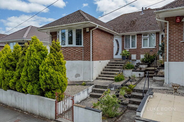 3 Bedroom Semi-Detached Bungalow For Sale In Budshead Road, Plymouth, PL5