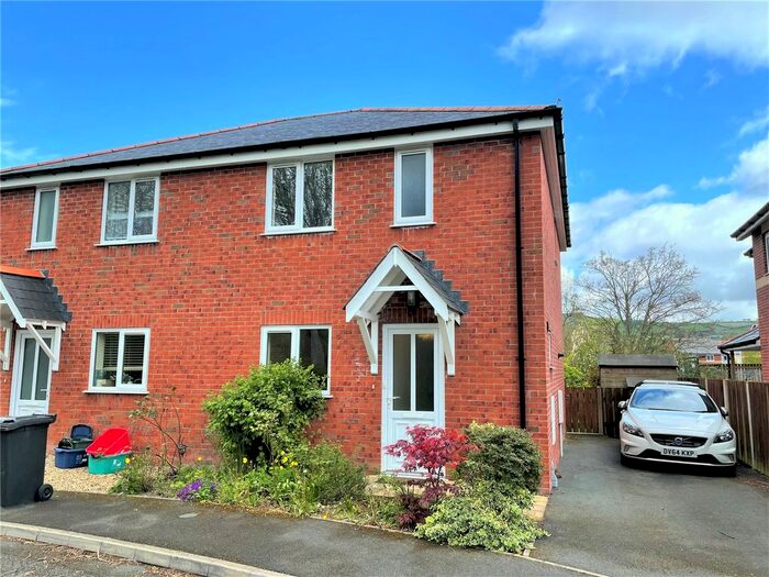 3 Bedroom Semi-Detached House To Rent In The Island, Heol Vaynor, Newtown, Powys, SY16