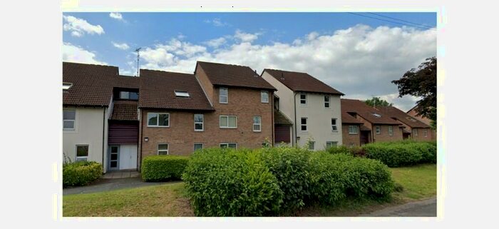 2 Bedroom Flat To Rent In St. Chads Fields, Winsford, Cheshire, CW7