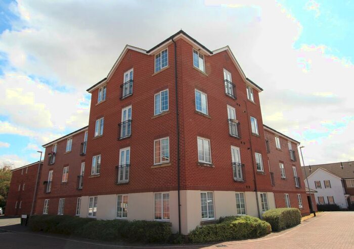 2 Bedroom Flat To Rent In Stavely Way, Gamston, Nottingham, NG2