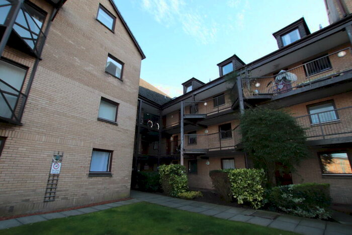 2 Bedroom Flat To Rent In Minerva Court, Finnieston, G3
