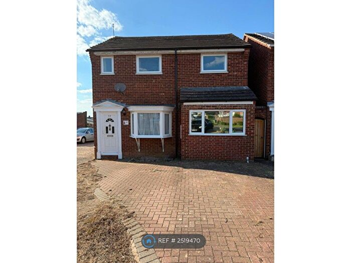 4 Bedroom Detached House To Rent In Ashgrove, Steeple Claydon, Buckingham, MK18