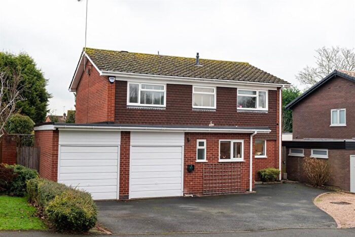 4 Bedroom House For Sale In Barnetts Close, Kidderminster, DY10