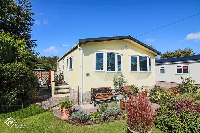 2 Bedroom Park Home For Sale In Westgate, Morecambe, LA4