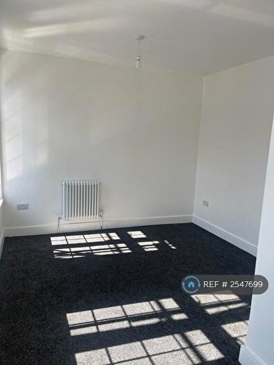 1 Bedroom Flat To Rent In Colston Road, London, SW14