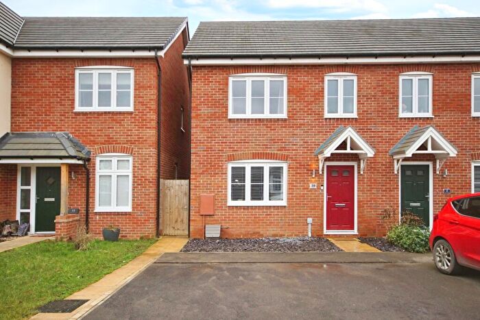 3 Bedroom End Of Terrace House For Sale In Otter Way, Cam, Dursley, Gloucestershire, GL11
