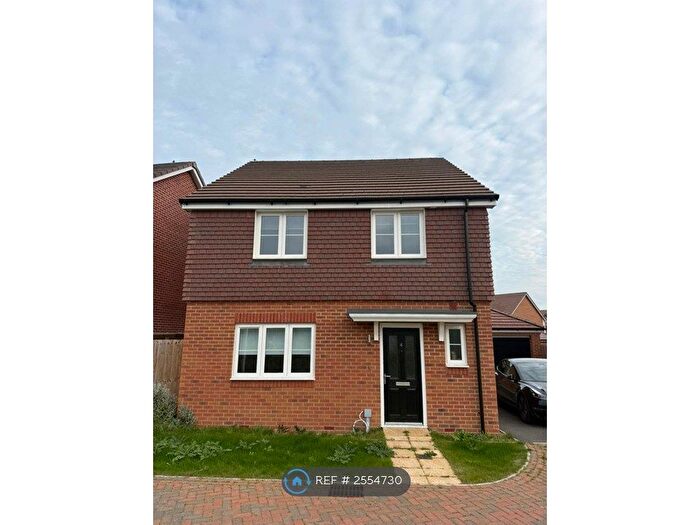 4 Bedroom Detached House To Rent In Aragon Crescent, Shinfield, Reading, RG2