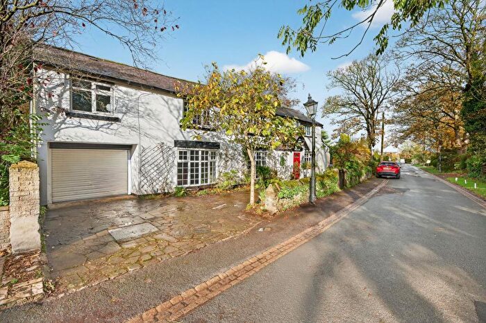 4 Bedroom Detached House For Sale In Little Poulton Lane, Poulton-Le-Fylde, FY6