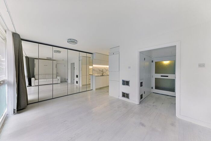 1 Bedroom Flat To Rent In Holcroft Court, Clipstone Street, W1W