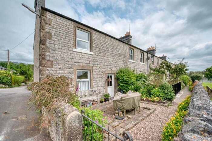 2 Bedroom Terraced House For Sale In Great Longstone, DE45