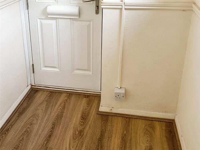 1 Bedroom Flat For Sale In Meadow Street, Nuneaton, Warwickshire, CV11