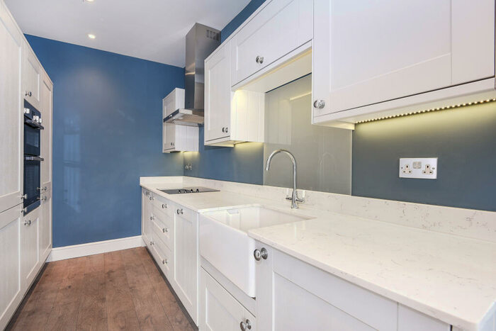 2 Bedroom Flat To Rent In Winkfield House, SL4