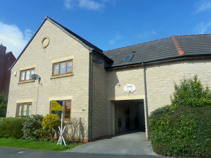 3 Bedroom Town House To Rent In Douglas Lane, Grimsargh, PR2