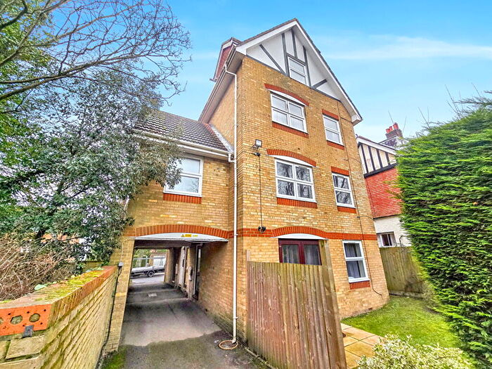 Studio For Sale In Egmont Road, Sutton, SM2