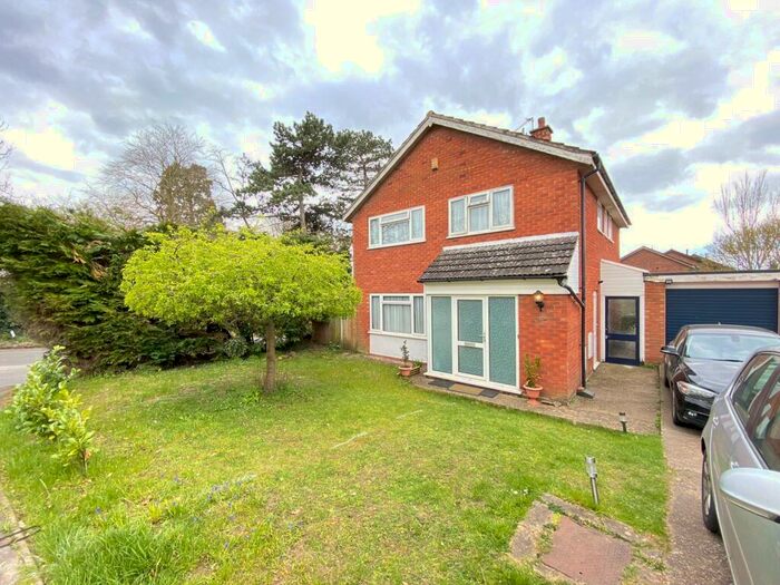 4 Bedroom Detached House To Rent In Clovelly Drive, Norwich, NR6