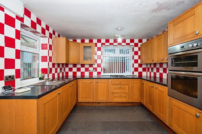 2 Bedroom Bungalow For Sale In Burnham Close, Penketh, Warrington, Cheshire, WA5