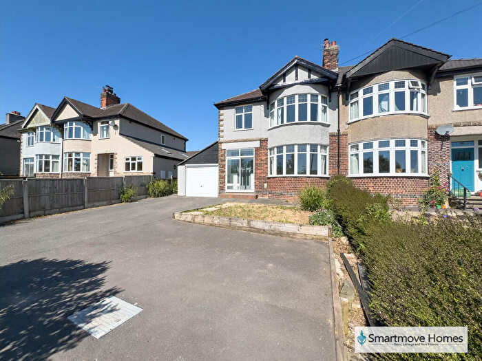 3 Bedroom Semi-Detached House For Sale In Chesterfield Road, Matlock, DE4