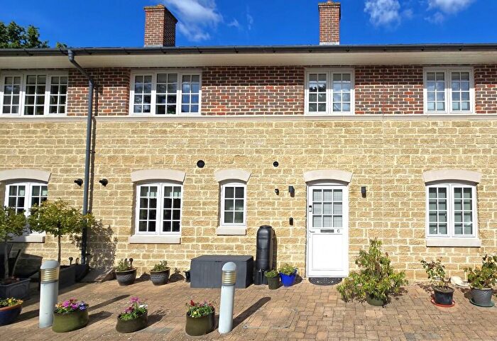 3 Bedroom Retirement Property For Sale In Mote Park, Maidstone, Kent, ME15