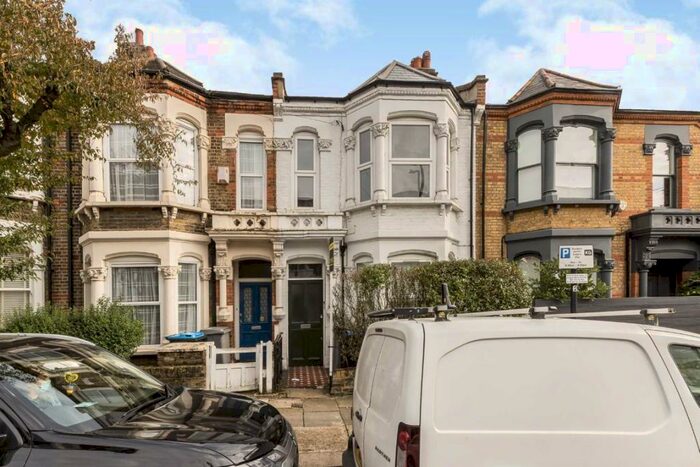2 Bedroom Flat To Rent In Berens Road, Kensal Green, NW10