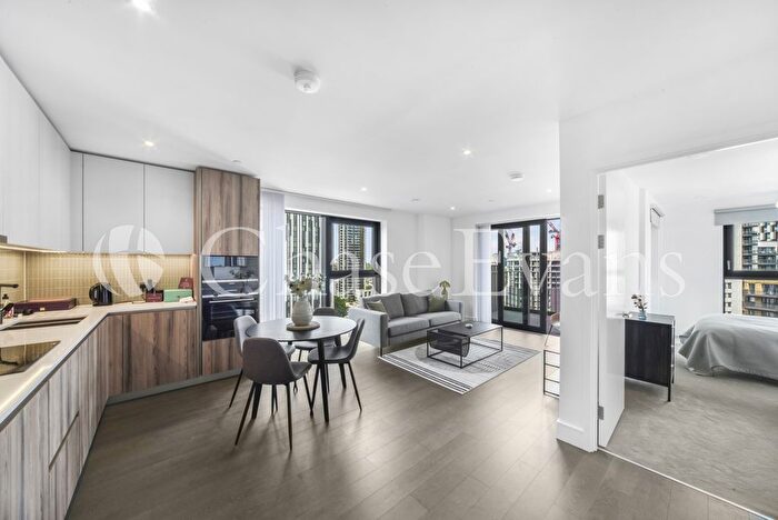 2 Bedroom Flat To Rent In Hewson Way, Park Amp; Sayer, Elephant And Castle, London, SE17